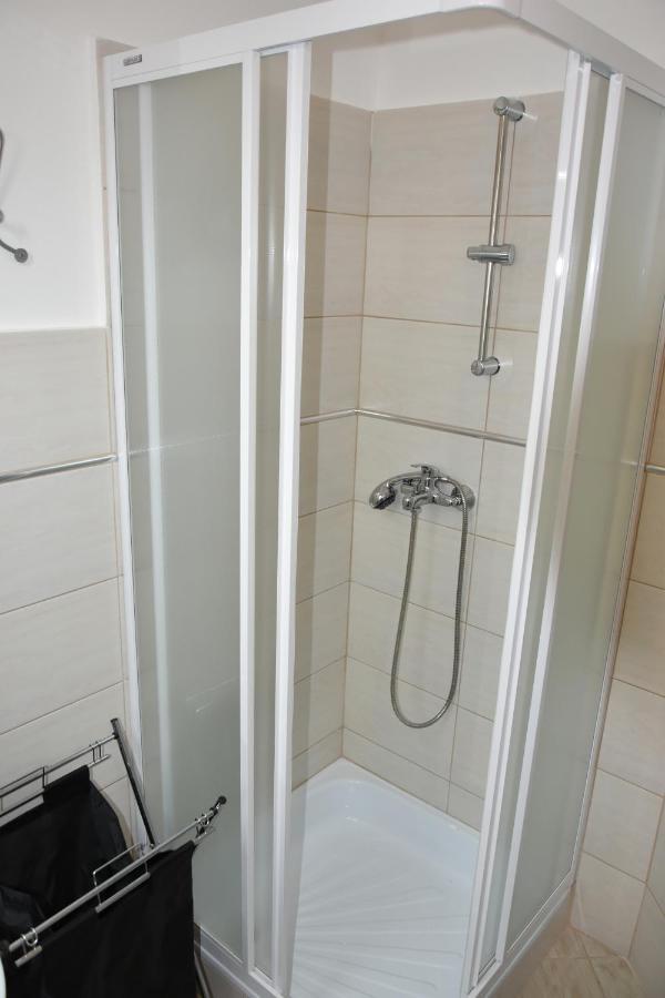 CSEVI Apartmanház Mezőkövesd Exteriér fotografie