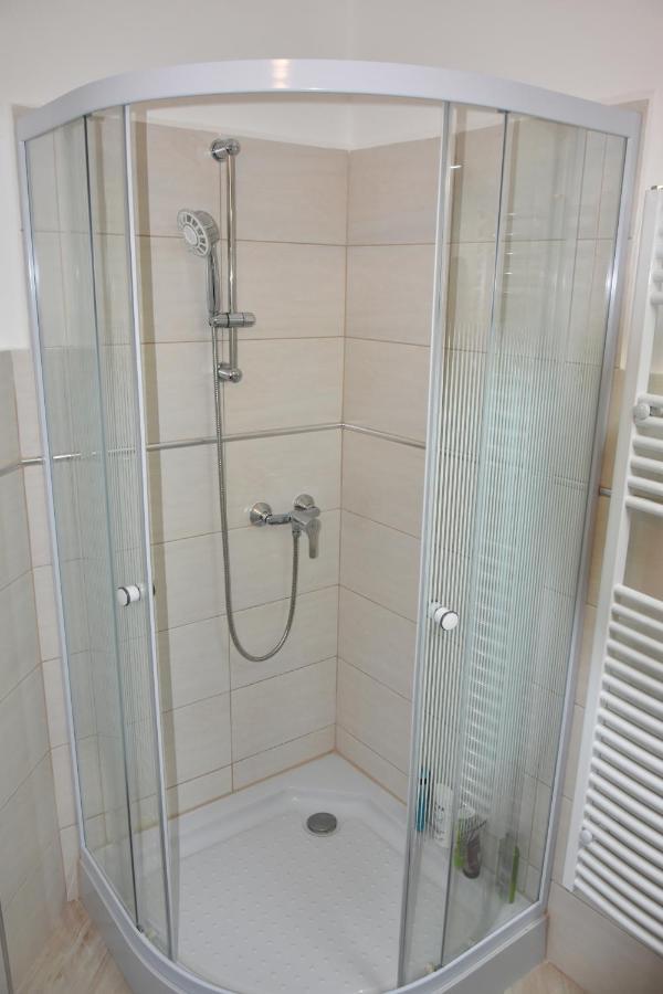 CSEVI Apartmanház Mezőkövesd Exteriér fotografie